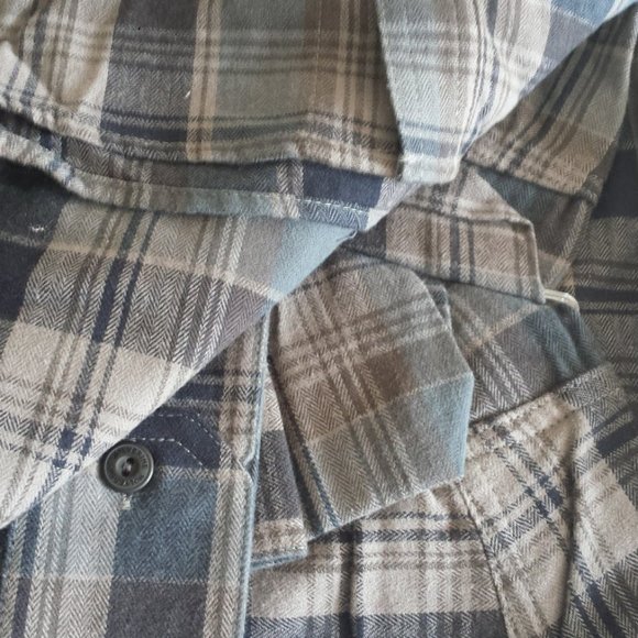 Wolverine Blue Gray Plaid Flannel Button Shirt L - Picture 6 of 6